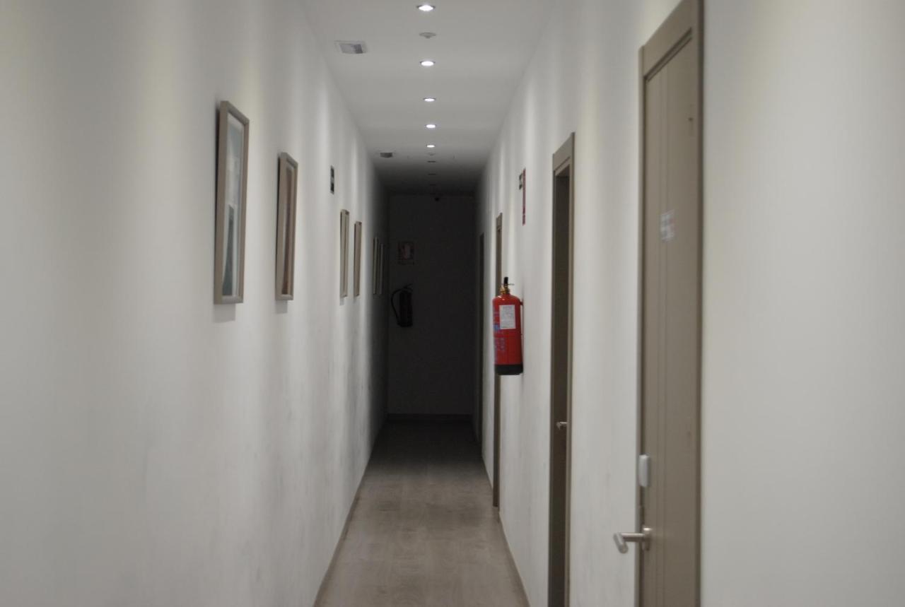 Fuencarral Rooms Madrid Exterior photo